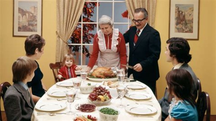 11 Retro Thanksgiving Traditions That Have Become Obsolete