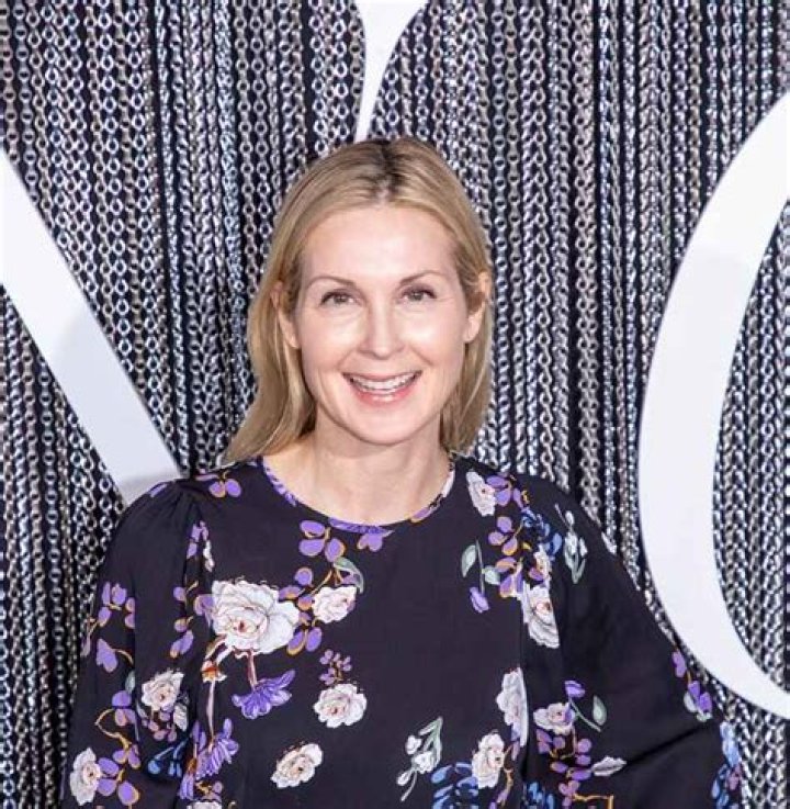 A Beverly Hills Retail Worker Is Rating Celebs Based on How Rude They Are