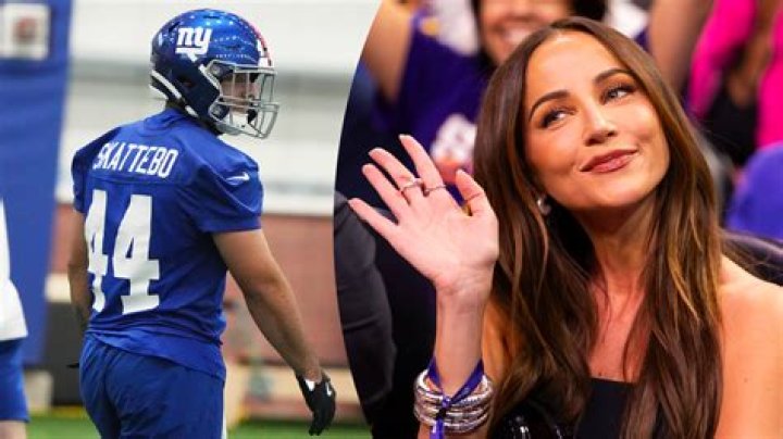 Brooke Adams Height, Weight, Age, Body Statistics