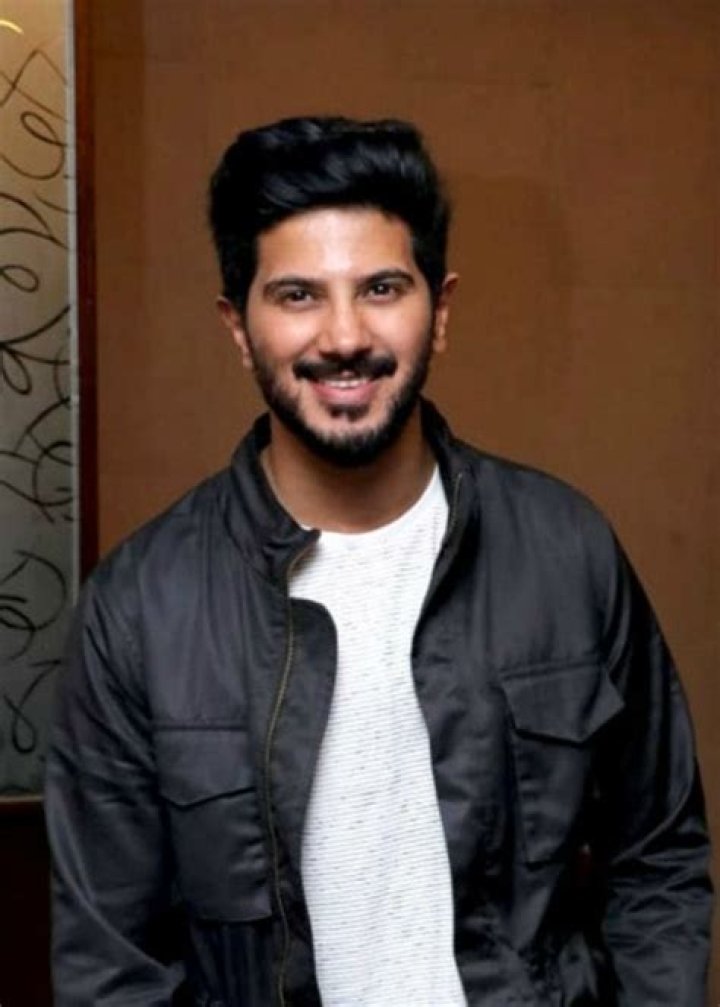 Dulquer Salmaan Height, Weight, Age, Spouse, Family, Facts, Biography