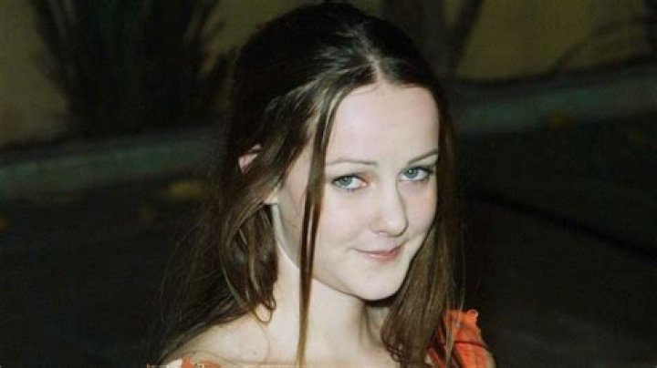 Former Child Star Jena Malone Sued Mom at Age 14 for Stealing Her Earnings