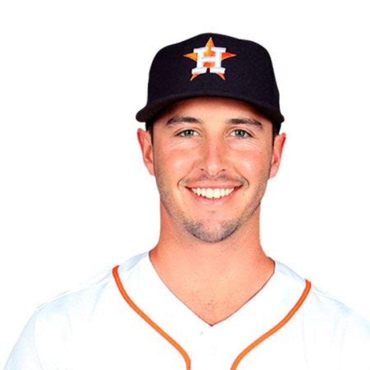 Garrett Stubbs is Dating Kimberlee Kuhle; How much net worth does he have?