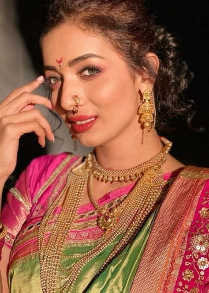 Heena Panchal Height, Weight, Age, Body Statistics