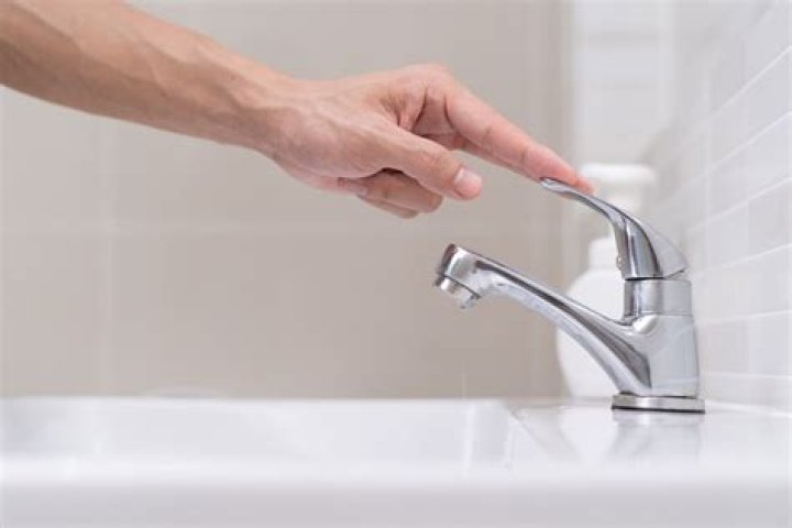 How to Save Water: 11 Easy Changes to Make