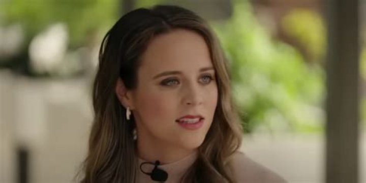 Jinger Duggar Calls Out Family Pastor for "Cult-Like" Teachings
