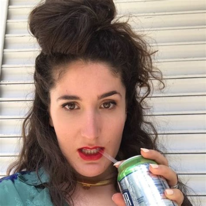 Kate Berlant Height, Weight, Age, Family, Biography, Facts