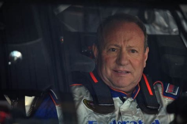 Ken Schrader Net Worth | Celebrity Net Worth