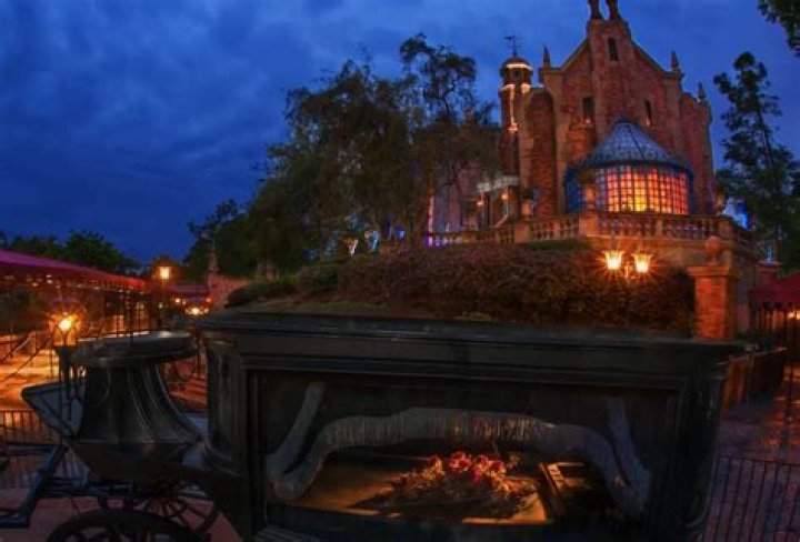 Meet the Grim Grinning Ghosts of the Haunted Mansion (Part 3)