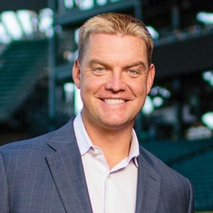 Milt Stegall- former player currently works as an analyst; How much does he Earn? How is his Married Life with wife Darlene Stegall?