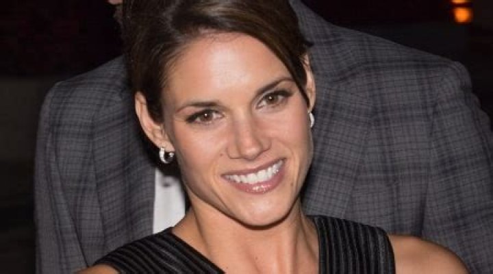 Missy Peregrym Height, Weight, Age, Boyfriend, Family, Facts, Biography
