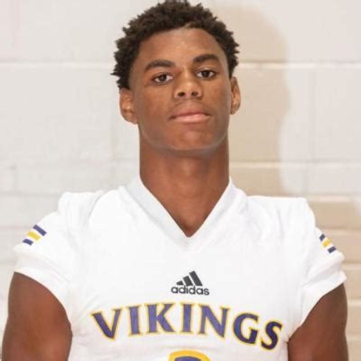 MSU WR Keon Coleman Biography, Stats, Salary, Earnings, Family, Age, Career, Girlfriend