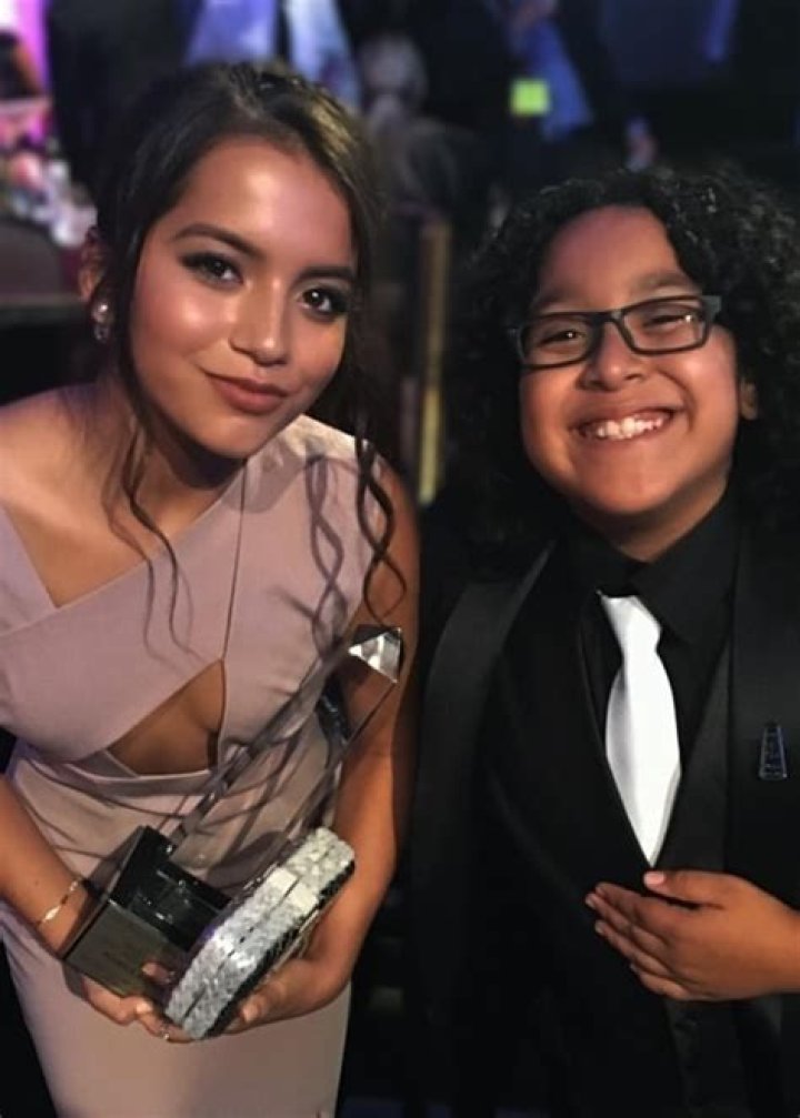 Nathan Arenas Height, Weight, Age, Girlfriend, Family, Facts, Biography