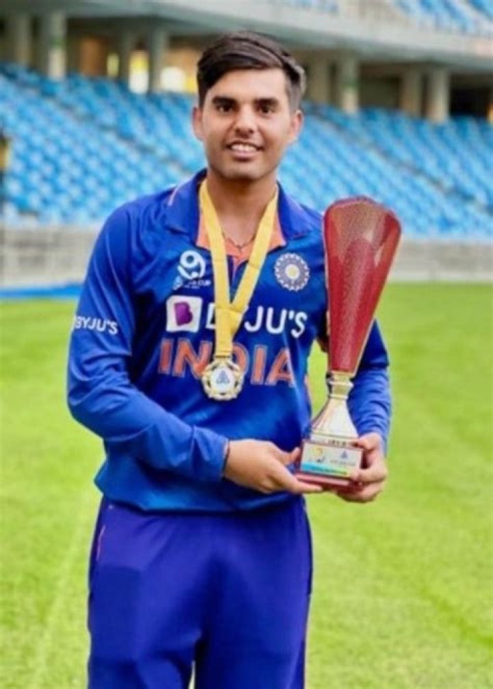 Nishant Sindhu Height, Weight, Age, Body Statistics