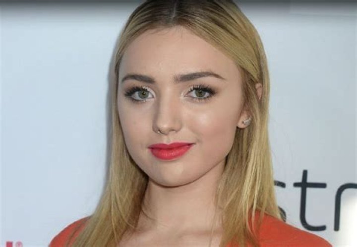Peyton Roi List Height, Weight, Age, Boyfriend, Family, Facts, Biography