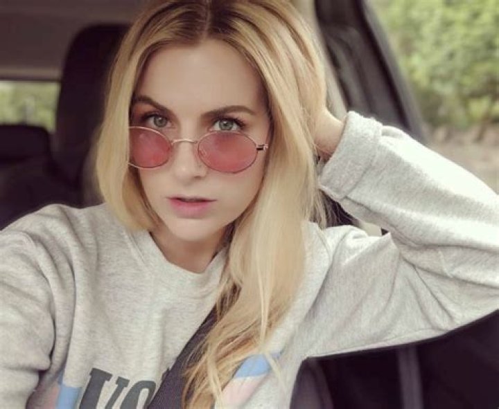 Roseanne Spaughton Height, Weight, Age, Body Statistics