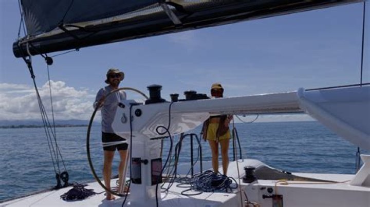 Sailing La Vagabonde video statistics