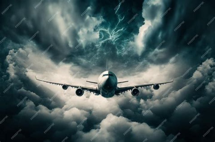 See the Most Jaw-Dropping Photo Ever Taken From a Commercial Airplane