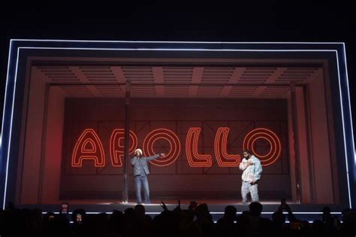 U2 To Perform Intimate Show At NYC’s Apollo Theater For SiriusXM Fans
