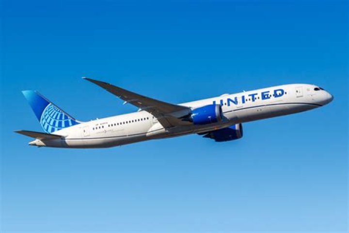 United and American Are Now Making Passengers Do This for Certain Flights