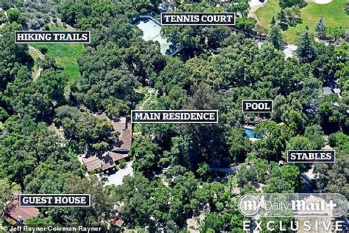 Where Does Tom Selleck Live?