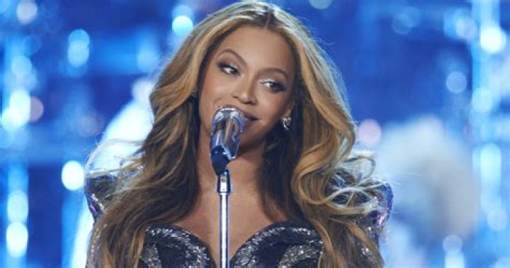 Who Is Richer: Oprah or Beyonce?
