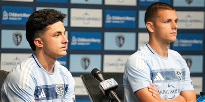 Young Football player Dejan Joveljic's Salary Profile; Who is his girlfriend?